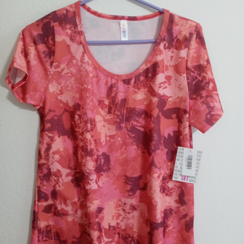 NWT LuLaRoe Shirt